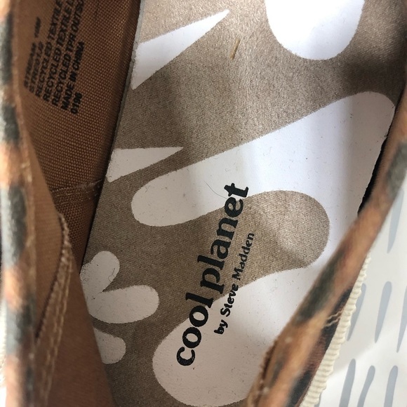 Cool planet by Steve Madden sneakers - Picture 3 of 7